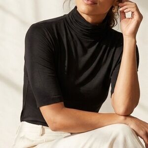 H&M Black Short Sleeve Turtleneck Top